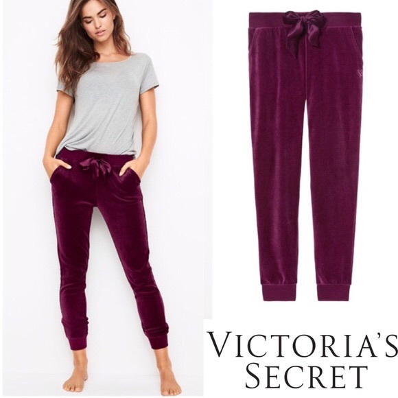 Victoria's Secret Pants - Victoria Secret jogger velour pant